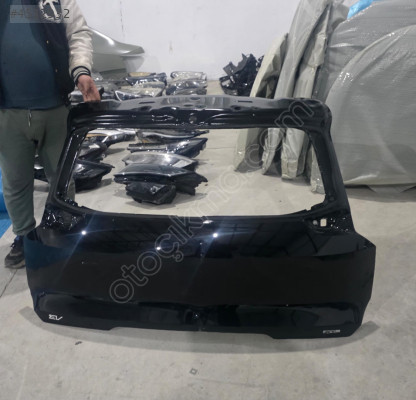 KİA EV9 SİYAH BAGAJ KAPAĞI ORJINAL GÖÇÜKLÜK