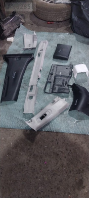 TOYOTA HİLUX 2023 ÇIKMA ORİJİNAL İÇ DİREK PLASTİKLERİ