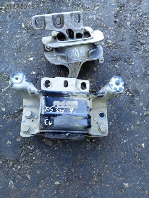 AUDİ A3 MOTOR KULAĞI