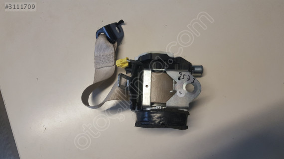 Mercedes E 212 EMNİYET KEMERİ ÖN SAĞ A2128609685