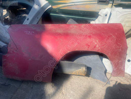 Toyota Hilux Sağ yan saç