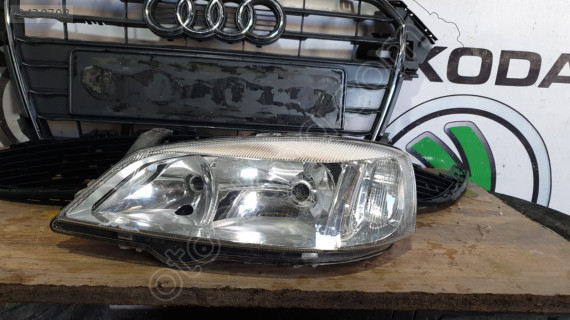 Opel Astra G Modeli İçin Çıkma Sol Far Parçası