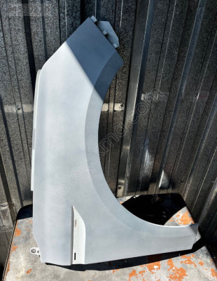 RENAULT MEGANE 4 SAĞ ÖN ÇAMURLUK ORJİNAL