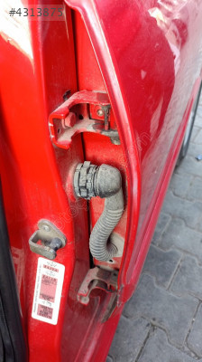 peugeot 206 sol arka kapı menteşeleri