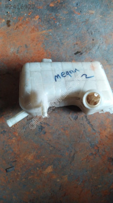 Megan 2 motor su deposu orjinal çıkma