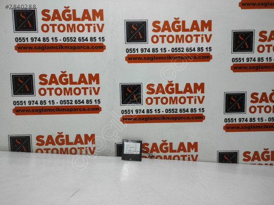 NİSSAN QASHQAİ  ÇIKMA ÖN TAMPON ÇEKİ DEMİRİ KAPAĞI 622A0-4EA0A