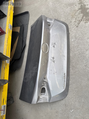 Toyota Corolla Bal köpüğü  Orijinal çıkma bagaj