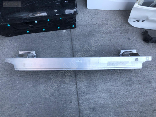 MERCEDES EQE W295 ÖN TAMPON DEMİRİ