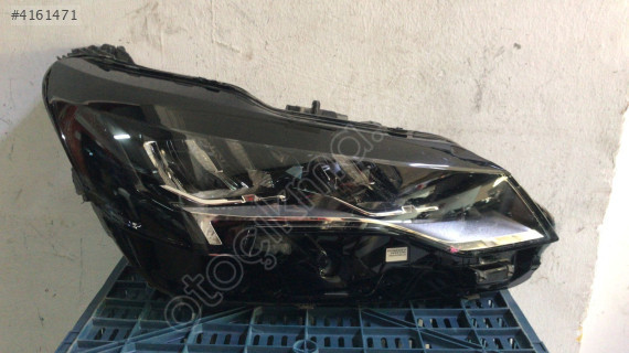 PEUGEOT 3008 SAĞ ÖN FAR FULL LED ÇIKMA ORJİNAL YEDEK PARÇA