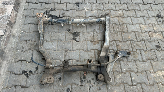 2003-2005 HYUNDAİ ACCENT ADMİRA ALT BEŞİK-TRAVES ORJ ÇIKMA