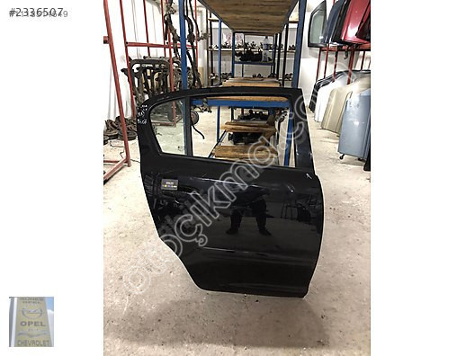 OPEL CORSA D SAĞ ARKA KAPI SİYAH HATASIZ ORJİNAL GM