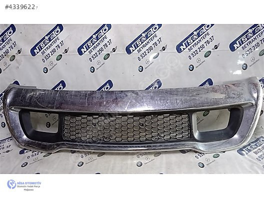 JEEP GRAND CHEROKEE WK2 ÖN TAMPON ORTA IZGARA DİFÜZÖR 68143105AB