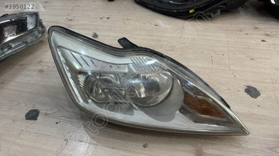 FORD FOCUS 2.5 SAĞ FAR