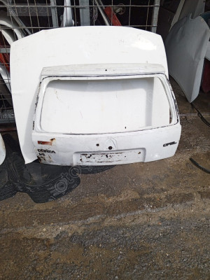 OPEL CORSA ARKA BAGAJ KAPAĞI