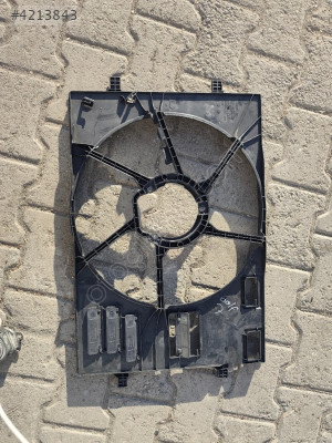 Volkswagen Golf 7 fan davlumbazı 2018 2023