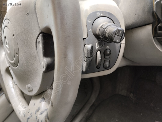 RENAULT SCENİC 2 FAR SİNYAL SİLECEK KOLU ORJ ÇIKMA RENKAY KOCAELİ