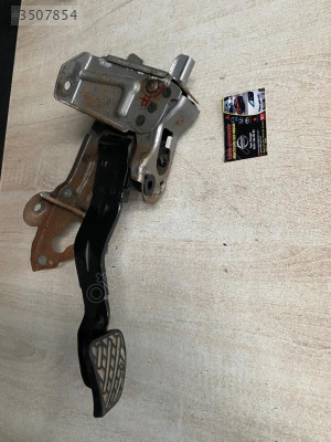 Nissan Qashqai J10 Orjinal Fren Pedalı 2008-2013 Model