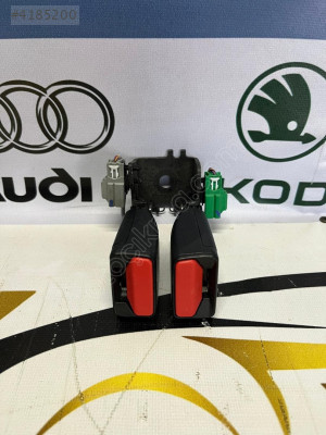 VOLVO S90 ARKA EMNİYET KEMERİ TOKASI 32239048