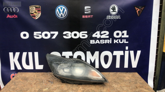 Focus 2.5 08-10 içi siyah sağ far