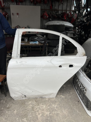 Mercedes W213 Kasa çıkma arka sol kapı