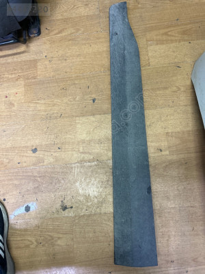 Ford Courier sol ön kapı bandı