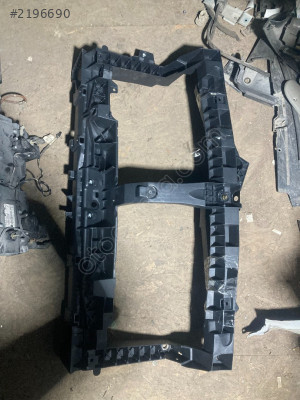 Renaılt Trafic 2014-2019 Ön Panel