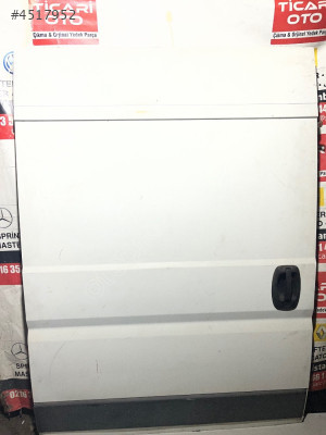 Fiat Ducato Hasarsız Çıkma Orjinal Sağ Sürgülü Kapı