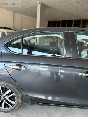 2021-2024 HONDA CİTY SAĞ ARKA KAPI DOLU