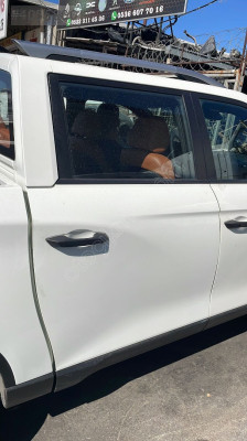 SANGSONG MUSSO SAĞ ARKA KAPI KONUK OTO 05323167897