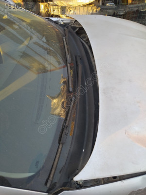 ÇIKMA SEAT CORDOBA ÖN CAM IZGARASI