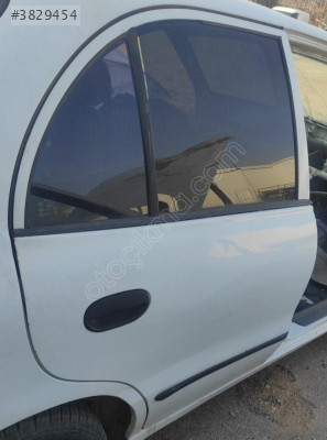 hyundai accent yumurta kasa sağ arka kapı