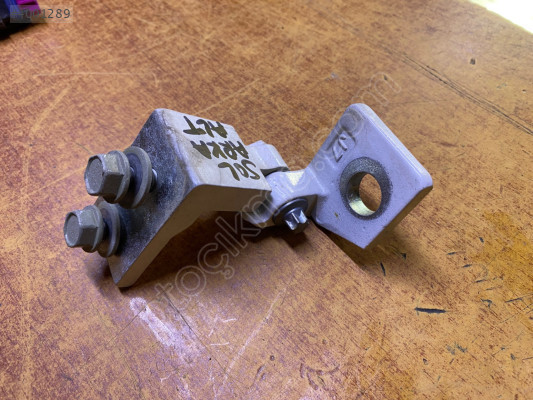 OPEL CORSA E SOL ARKA KAPI ALT MENTEŞESİ 13181939 CANCAN OPEL