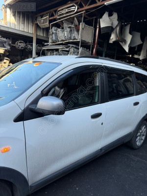 RENAULT MEGAN 4 SOL ARKA KAPI KONUK OTO