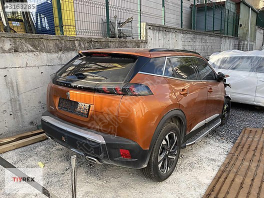 Peugeot 2008 Sökme sağ stop takım