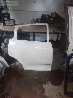 Seat leon sag arka kapı çıkma