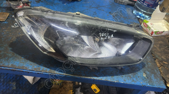 Ford cruier çıkma orijinal sağ ön far