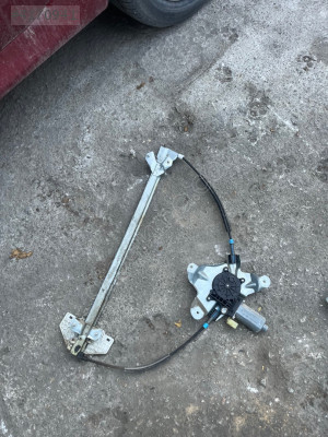 Connect sol ön cam krikosu