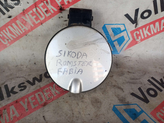 skoda fabia roomster depo kapağı