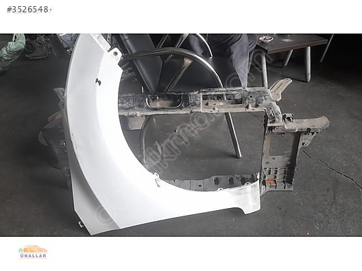 Hyundai i30 Sağ Ön Çamurluk - Mertler Oto Yedek Parça