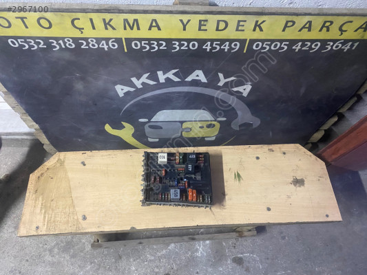1K0937124H Audi A3 Sigorta Tablası Orjinal Çıkma