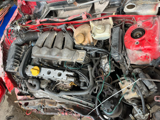 Opel Tigra Corsa B Astra F 1.6 Motor Komple Parçaları