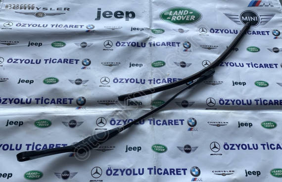 MERCEDES W293 EQC Sol Silgi Kolu A2538202900