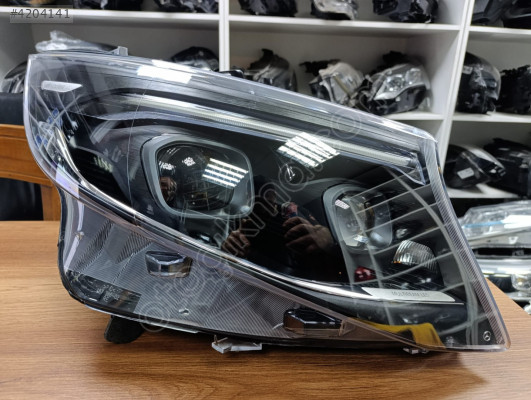 MERCEDES VİTO W447 SAG FAR ORJİNAL ÇIKMA 2025 YENİ KASA