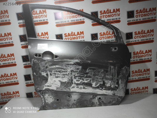 RENAULT CAPTUR 13-19 ÇIKMA  SAĞ ÖN KAPI  OEM: 801107161R