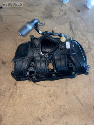 Volkswagen Scirocco 1.4 tsi emme manifoltu 03C129709s