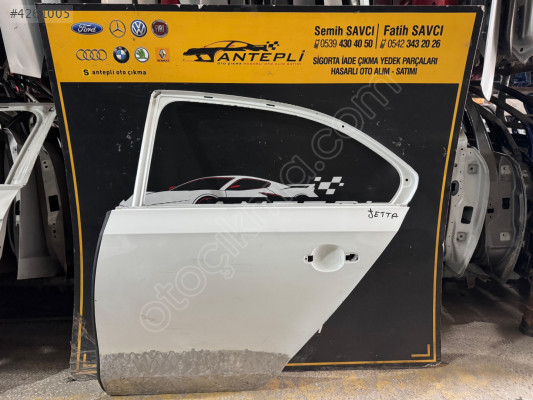 VOLKSWAGEN JETTA SOL ARKA KAPI ÇIKMA ORİJİNAL