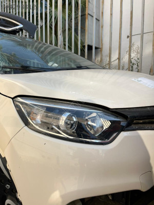 RENAULT CAPTUR SAĞ ÖN FAR SÖKME (HATASIZ) 260102734R