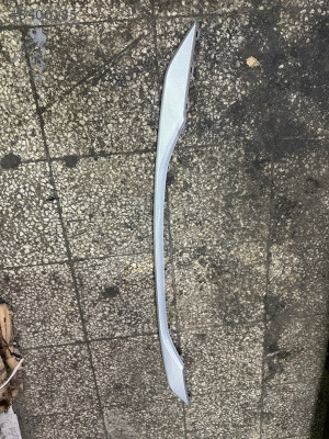 Peugeot 3008 tampon çıtası gri