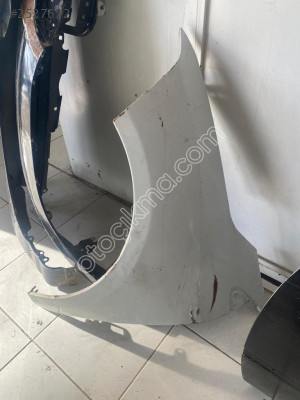 fluence sol ön çamurluk orjinal çıkma