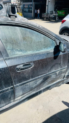 Chevrolet lacetti hb sağ ön kapı hatasız